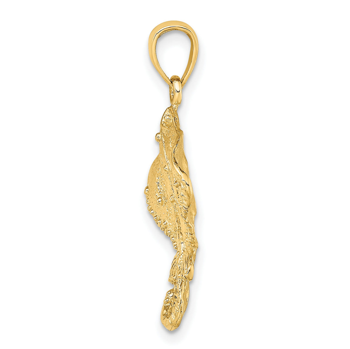 10k Yellow Gold Stingray Pendant, Detailed Sea Life Design, Nautical Ocean Style for Men or Unisex