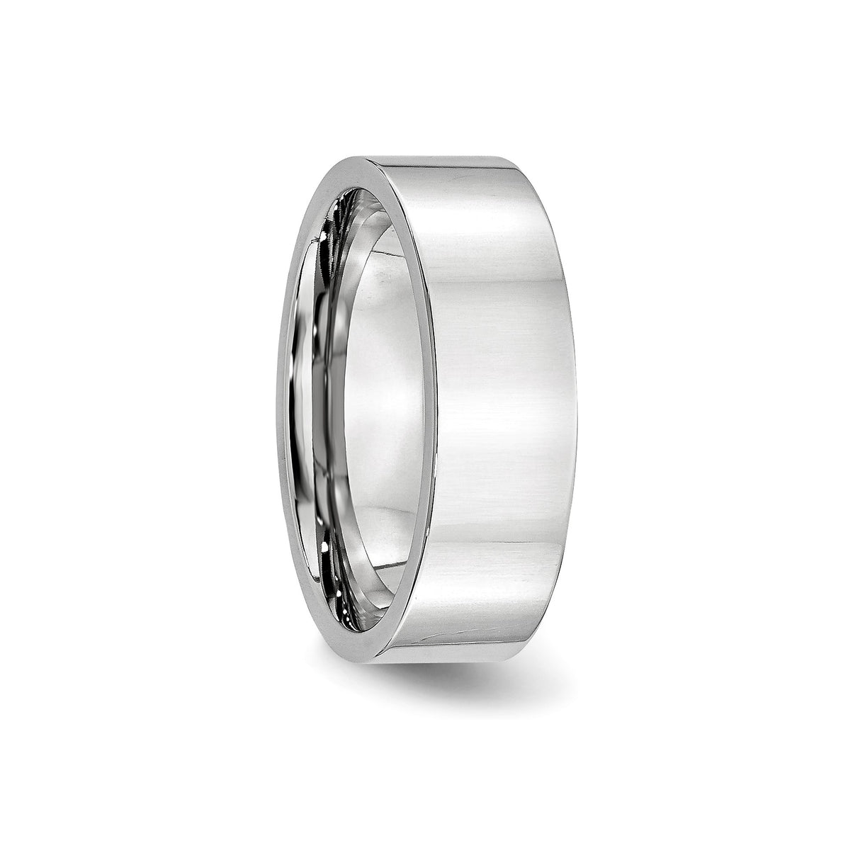 Flat wedding band ring detail view