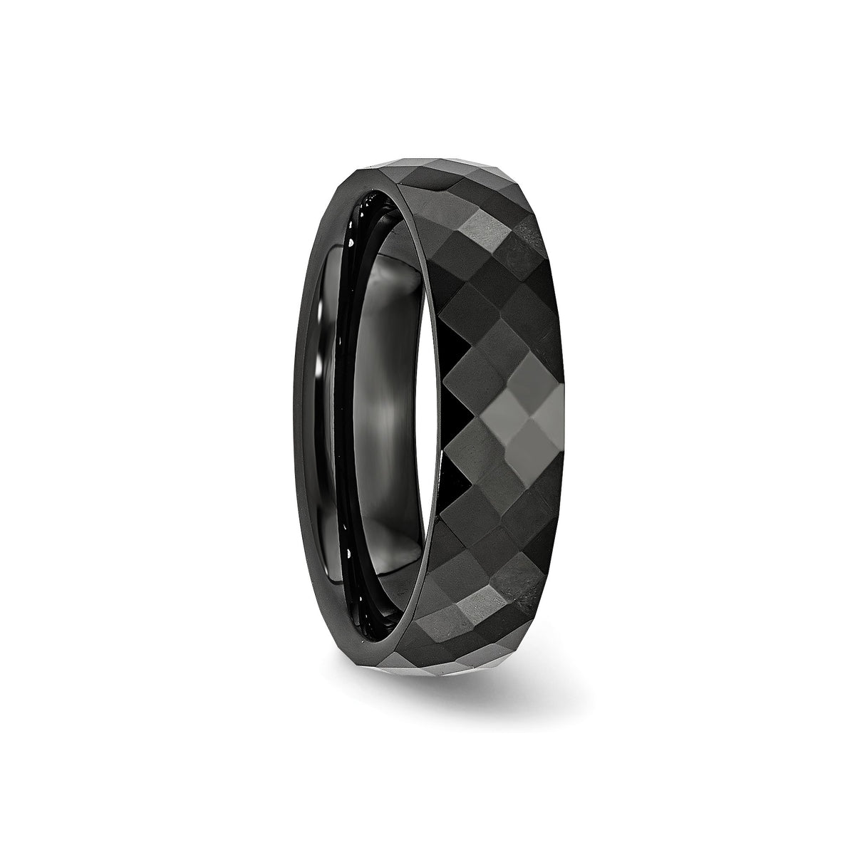 wedding band ring detail view