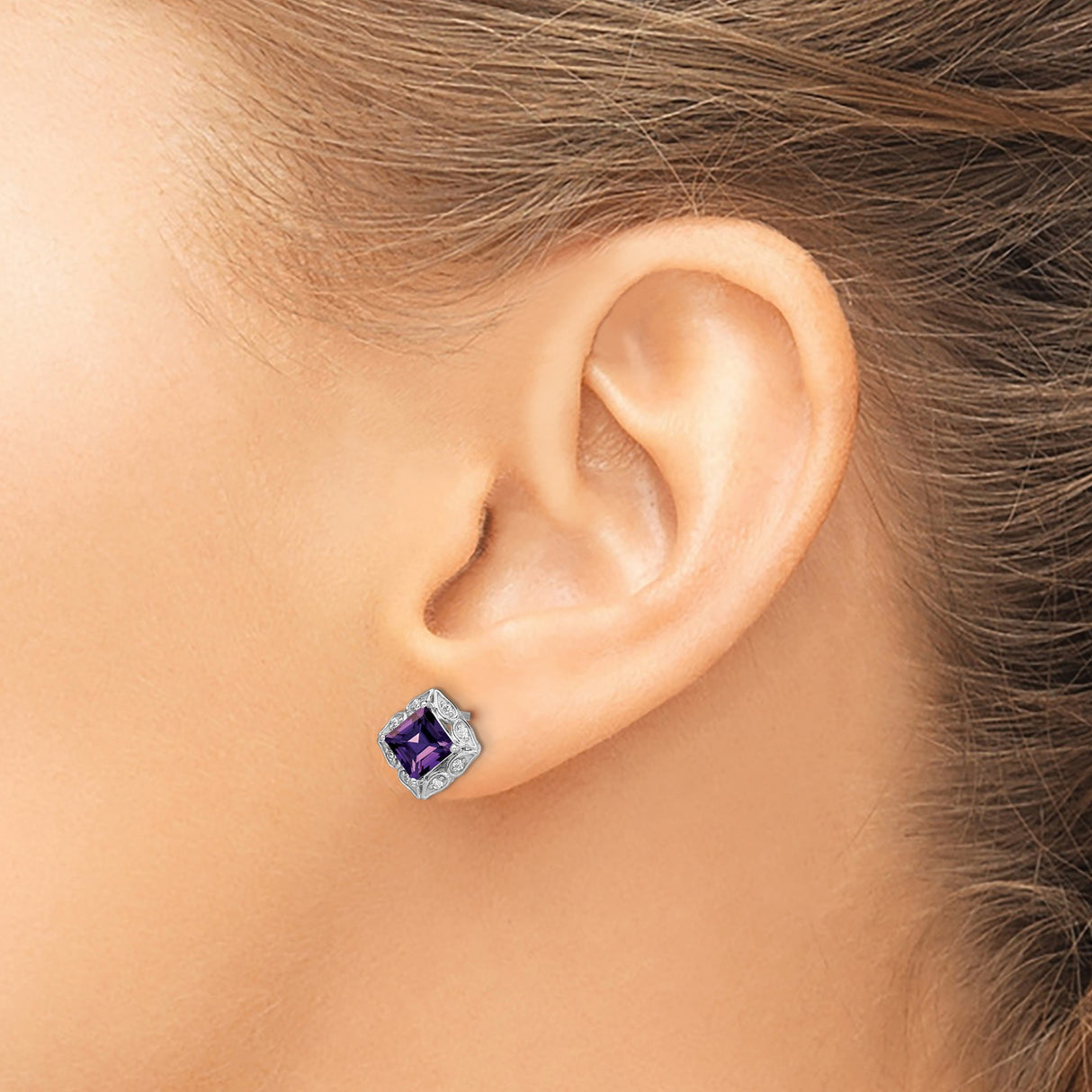 14k White Gold Stud Earrings with Amethyst and Diamond in Vintage Floral Filigree Setting