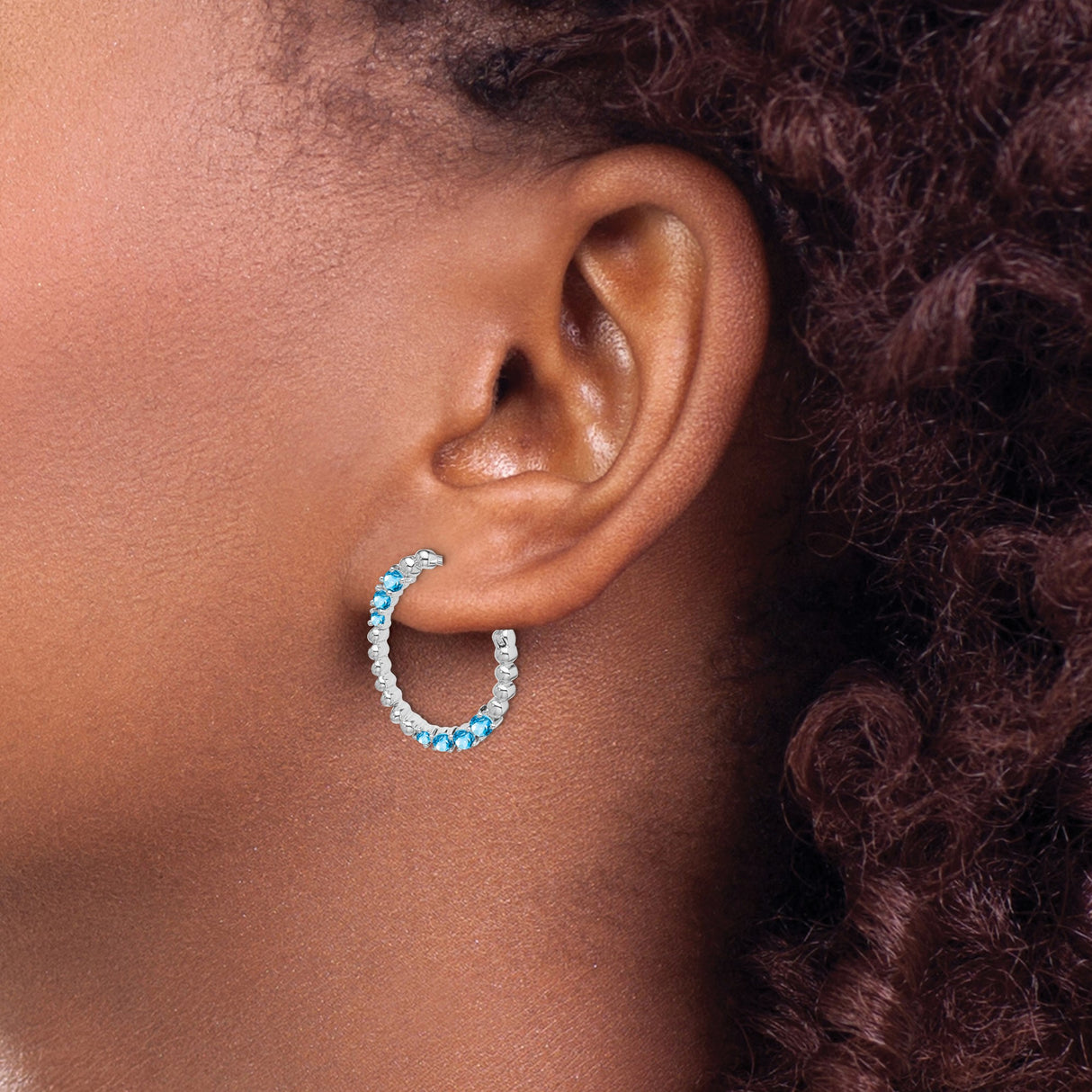 14k White Gold Hoop Earrings with Swiss Blue Topaz in Graduated Design
