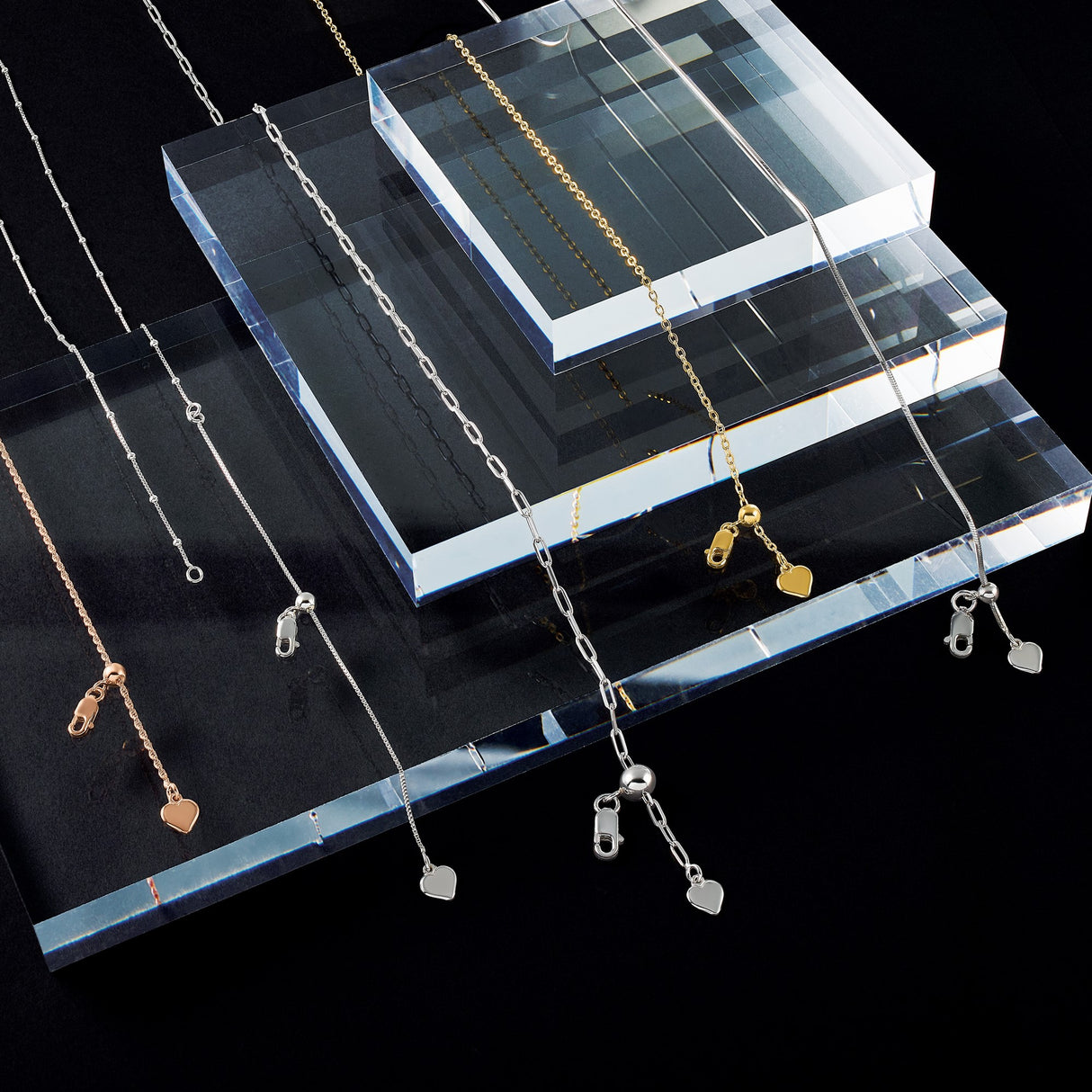925 White Gold 1.5 mm Box Chain Necklace, Polished detail view