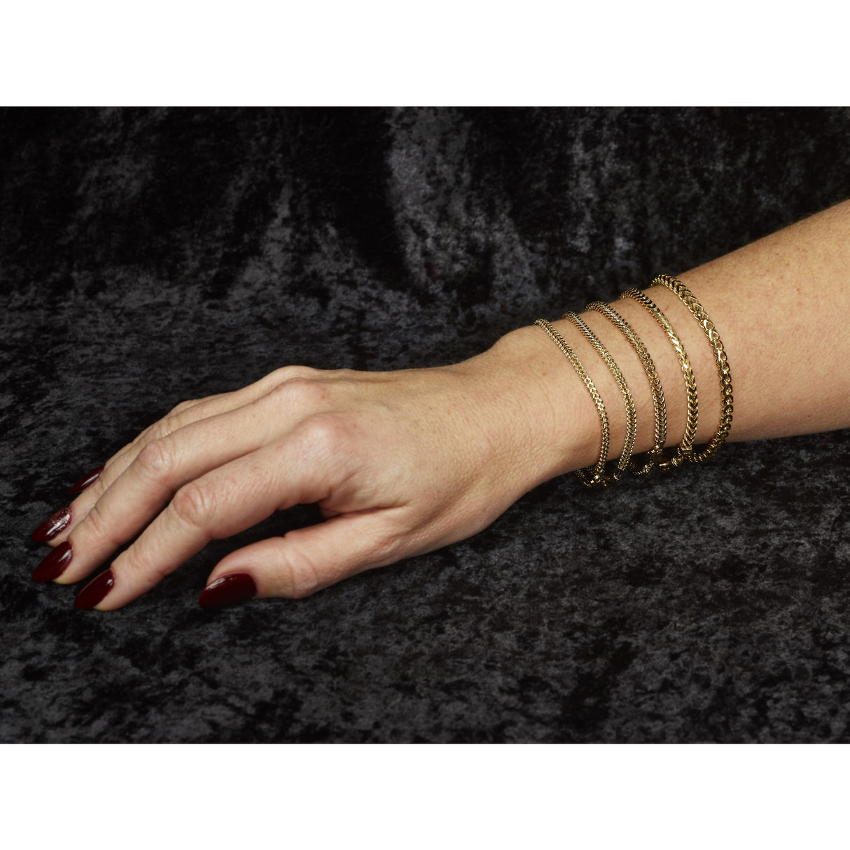 14K Yellow Gold 3 mm Franco Chain Anklet, Polished detail view