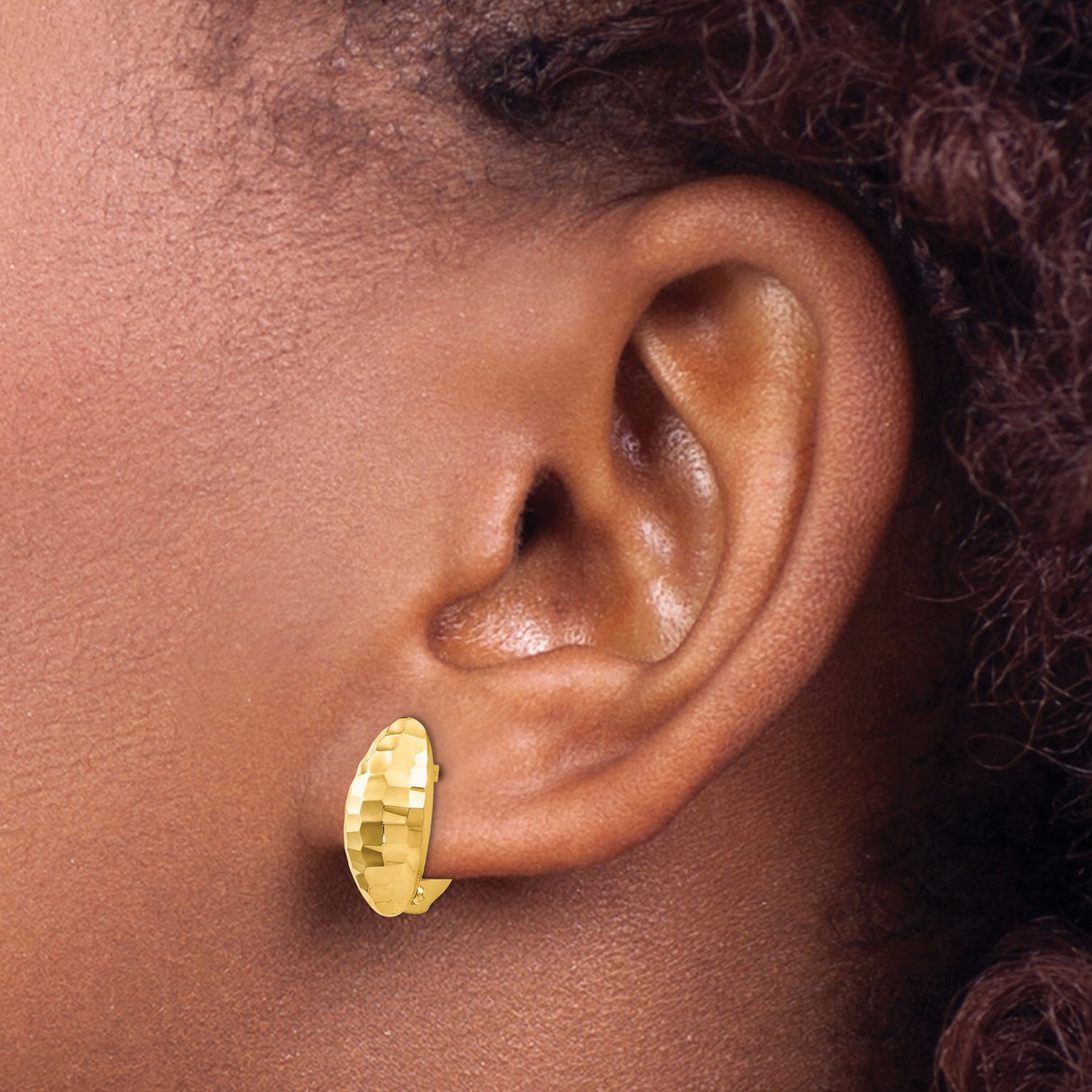 14k Yellow Gold Oval Hoop Earrings with Hammered Finish and Hinged Clasp