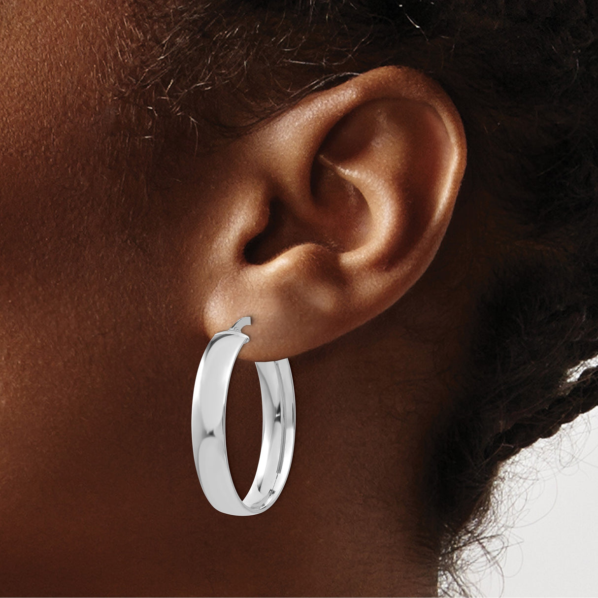 14k White Gold Oval Hoop Earrings, Polished Finish, Minimalist Classic Style for Women