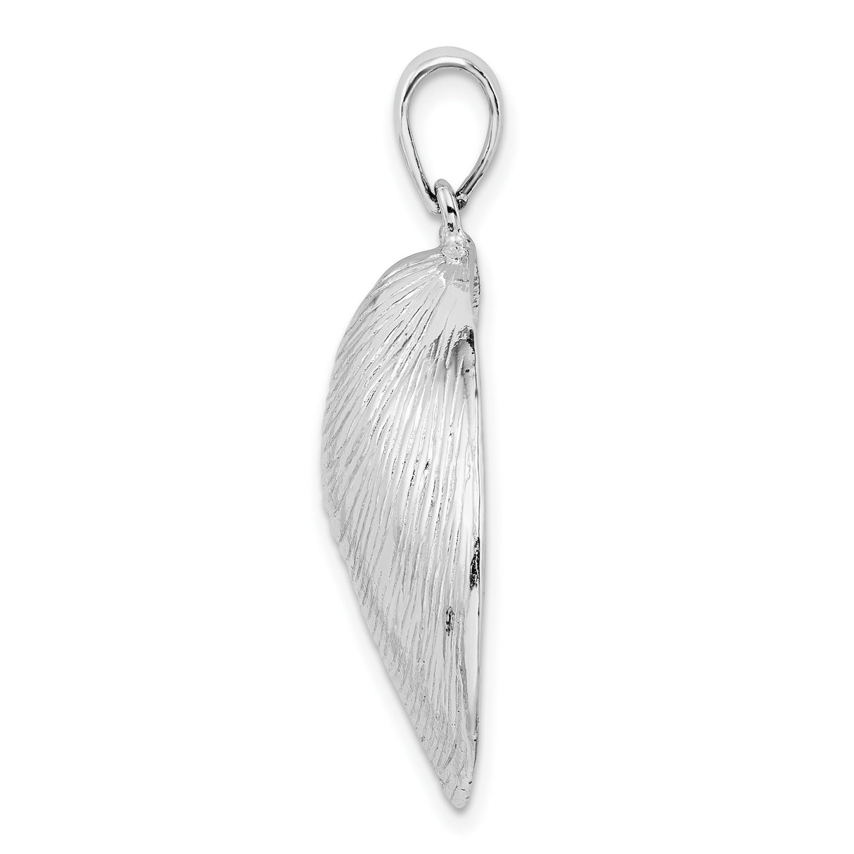 Sterling Silver Seashell Pendant with Detailed Clam Shell Design, Ocean-Inspired Jewelry