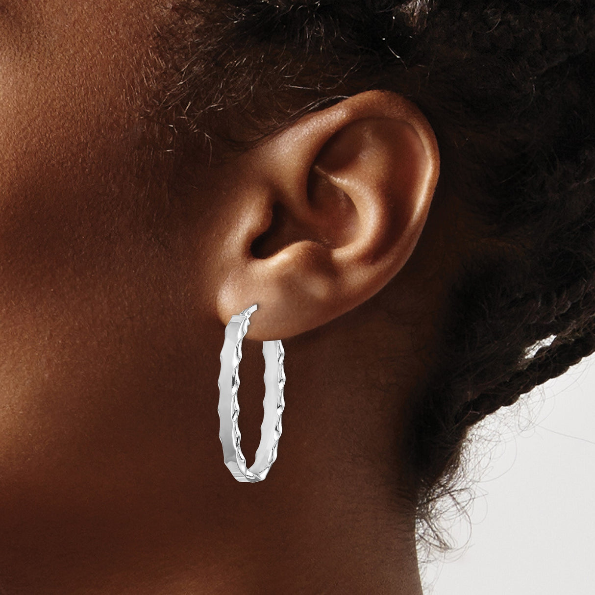 Sterling Silver Twisted Oval Hoop Earrings with High-Polish Finish and Wave Design for Women