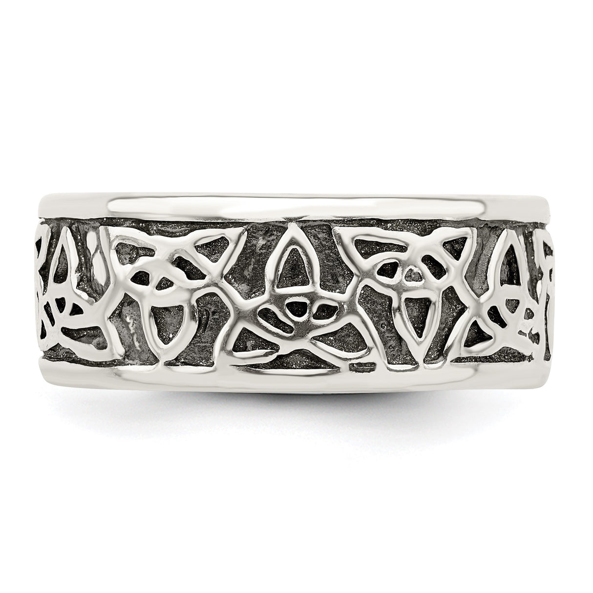 Sterling Silver wedding band ring detail view
