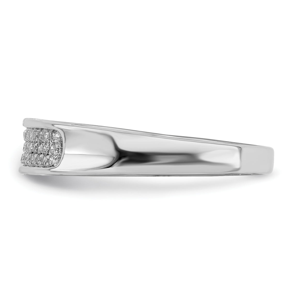 Sterling Silver wedding band ring detail view