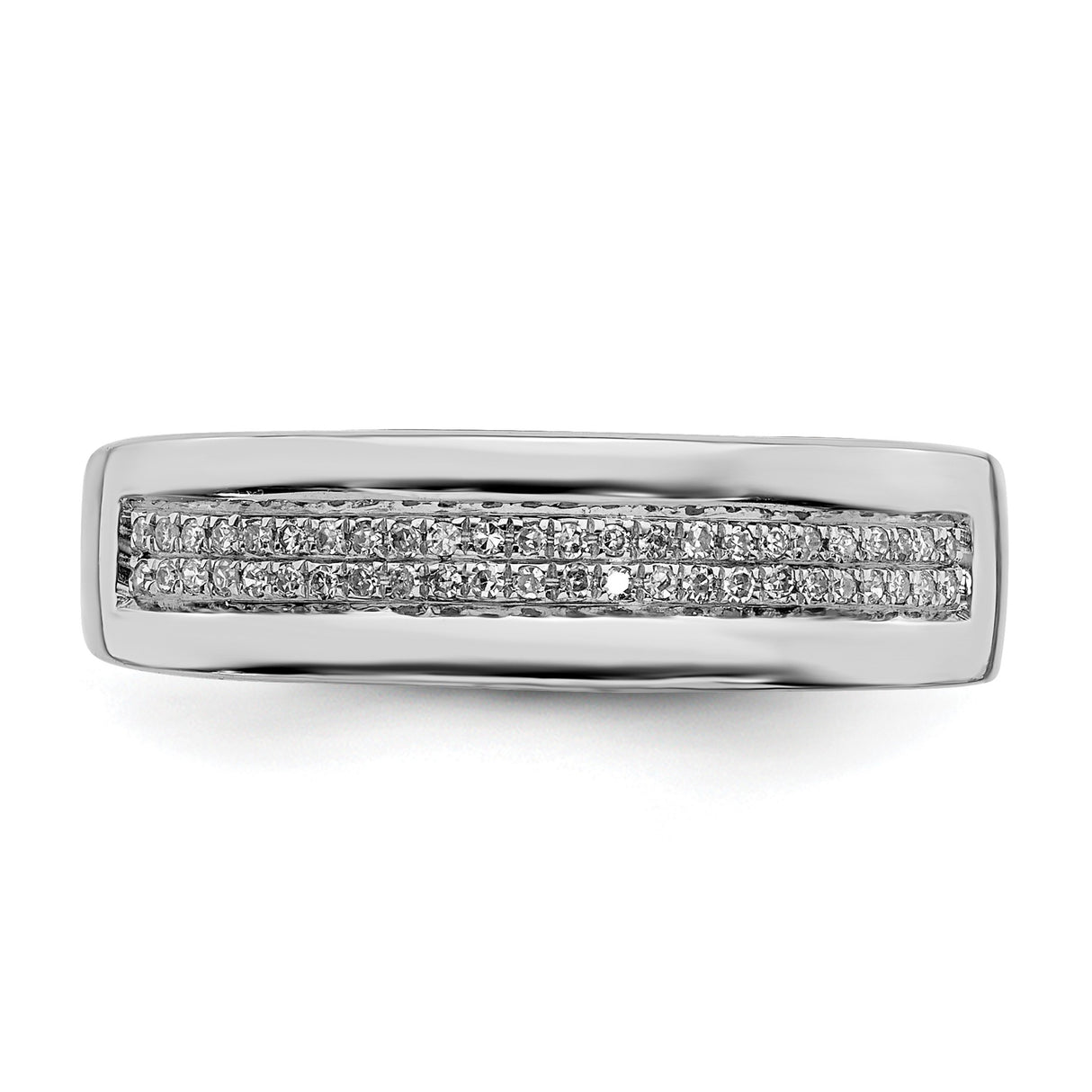 Sterling Silver wedding band ring detail view