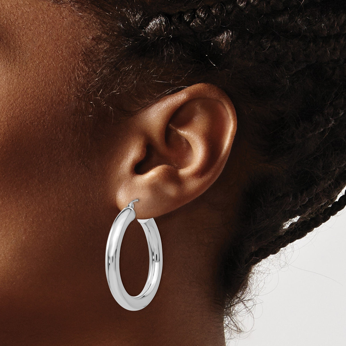 14k White Gold Hoop Earrings, Classic Polished Round Design, Minimalist Everyday Style