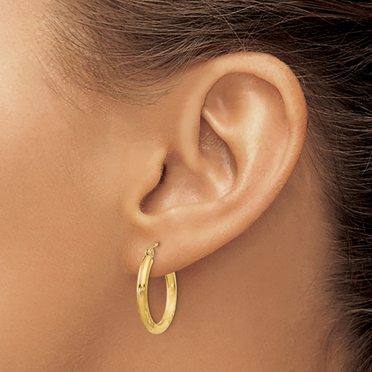 14k Yellow Gold Hoop Earrings with Textured Diamond Cut Leaf Design, Medium Size