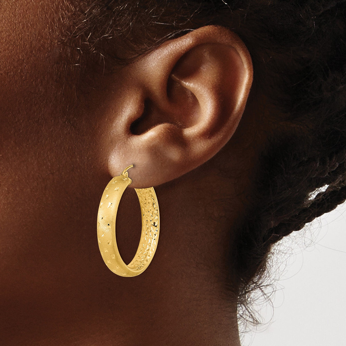 14k Yellow Gold Hoop Earrings with Textured Diamond Cut Star Design