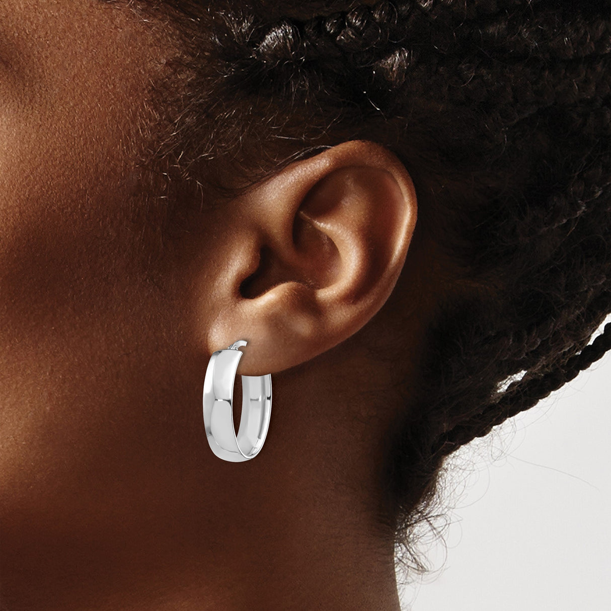 14k White Gold Oval Hoop Earrings, Polished Lightweight Hinged Hoops, Classic Minimalist Style