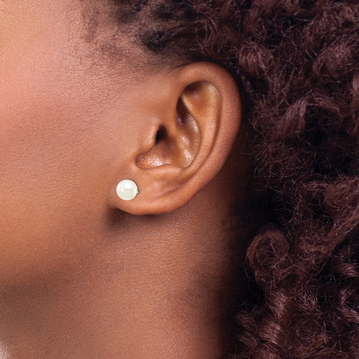 14k White Gold Pearl Stud Earrings with Round Cultured White Pearls, Classic Minimalist Style