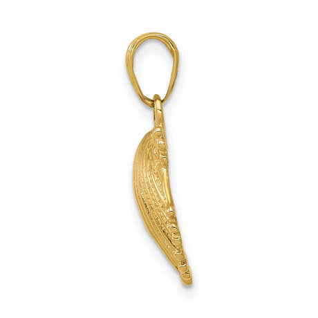 10k Yellow Gold Pendant, Scallop Shell Camino de Santiago Symbol, Religious Travel Charm for Women