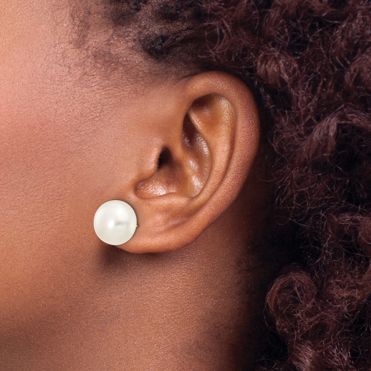 10k Yellow Gold Stud Earrings with White Cultured Freshwater Pearls, Classic Design