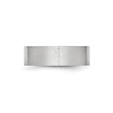 Satin, Flat wedding band ring detail view