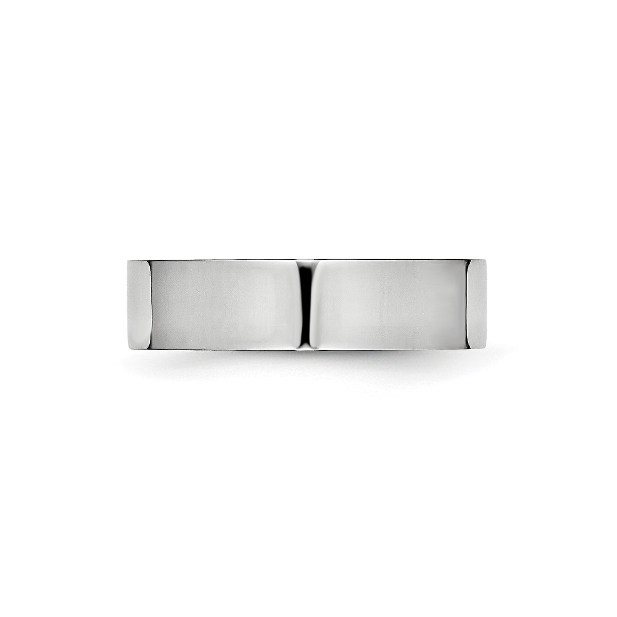 Flat wedding band ring detail view