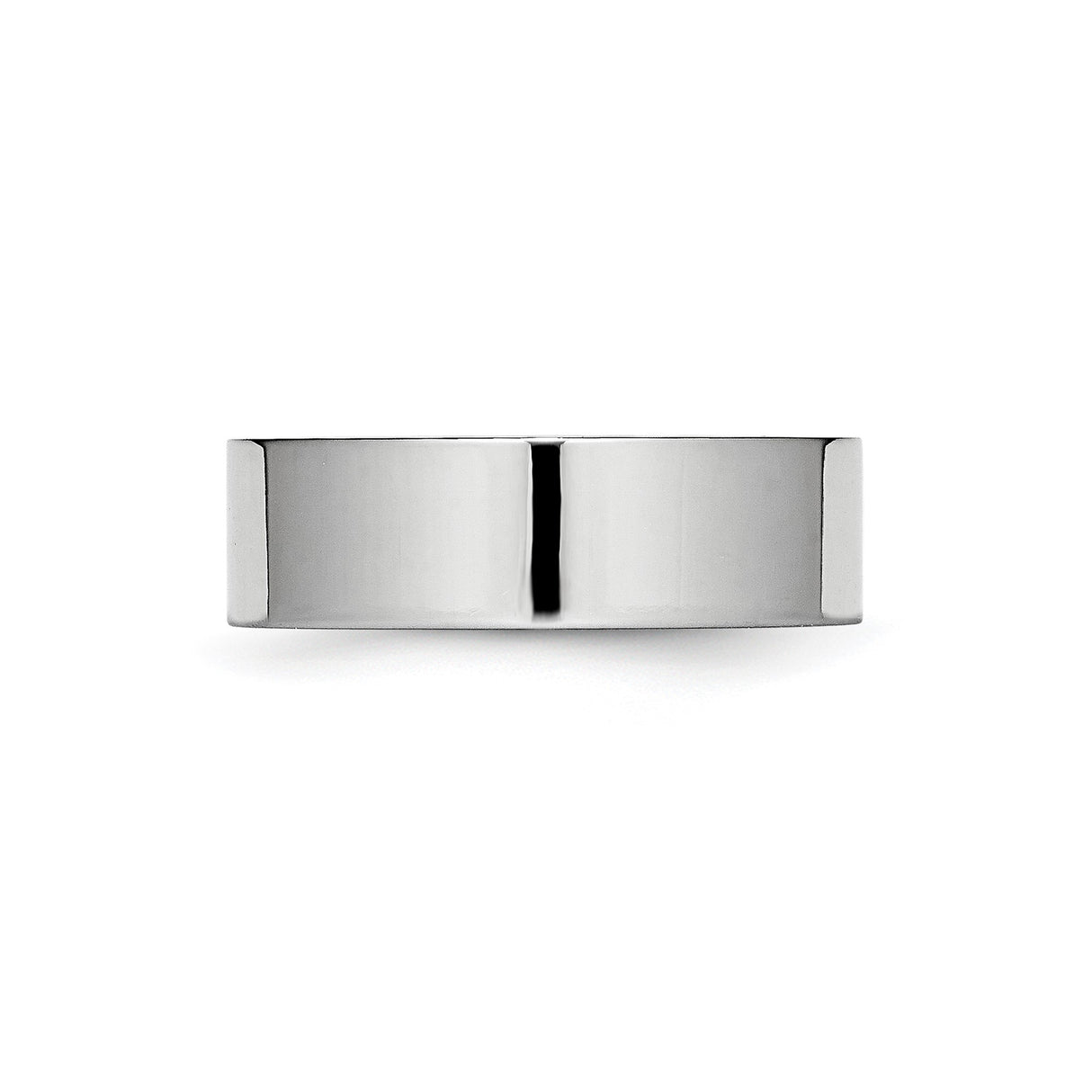 Flat wedding band ring detail view