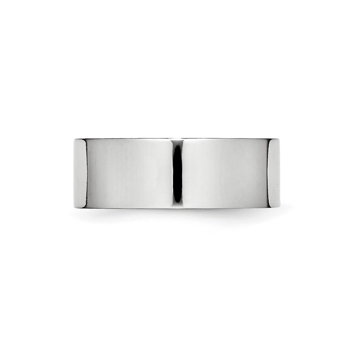 Flat wedding band ring detail view