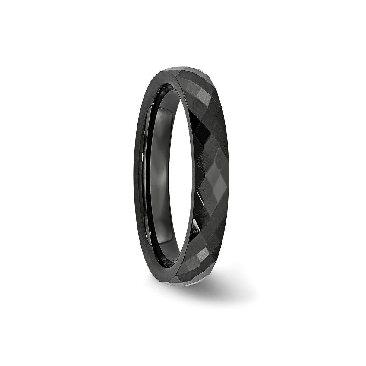 wedding band ring detail view
