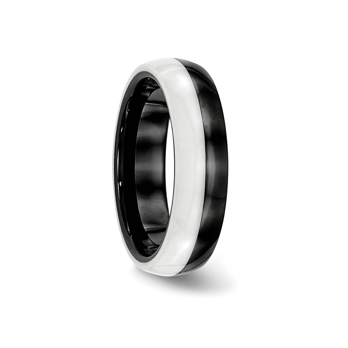 wedding band ring detail view