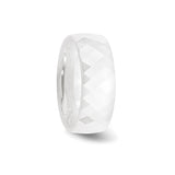wedding band ring detail view