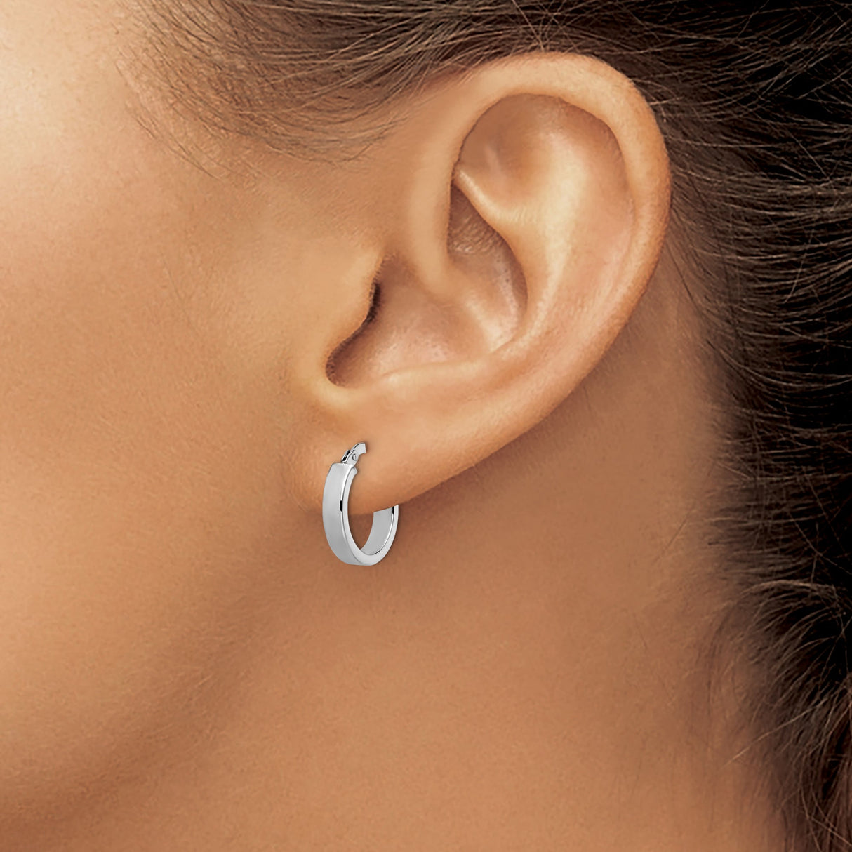 14k Yellow Gold Hoop Earrings, Two-Tone Polished Italian Style with Hinged Snap Closure