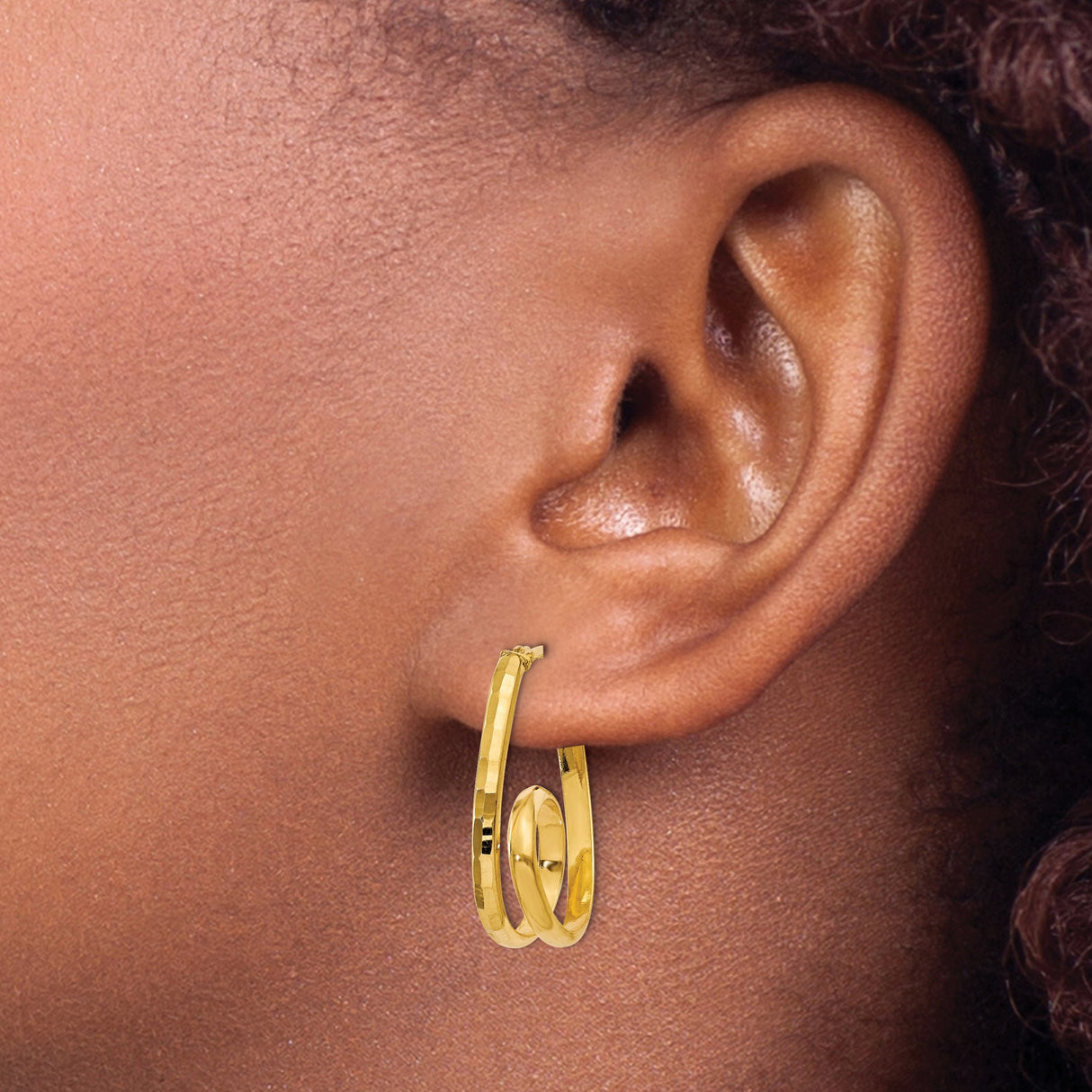14k Yellow Gold Twisted Hoop Earrings with Polished and Hammered Interlocking Oval Design
