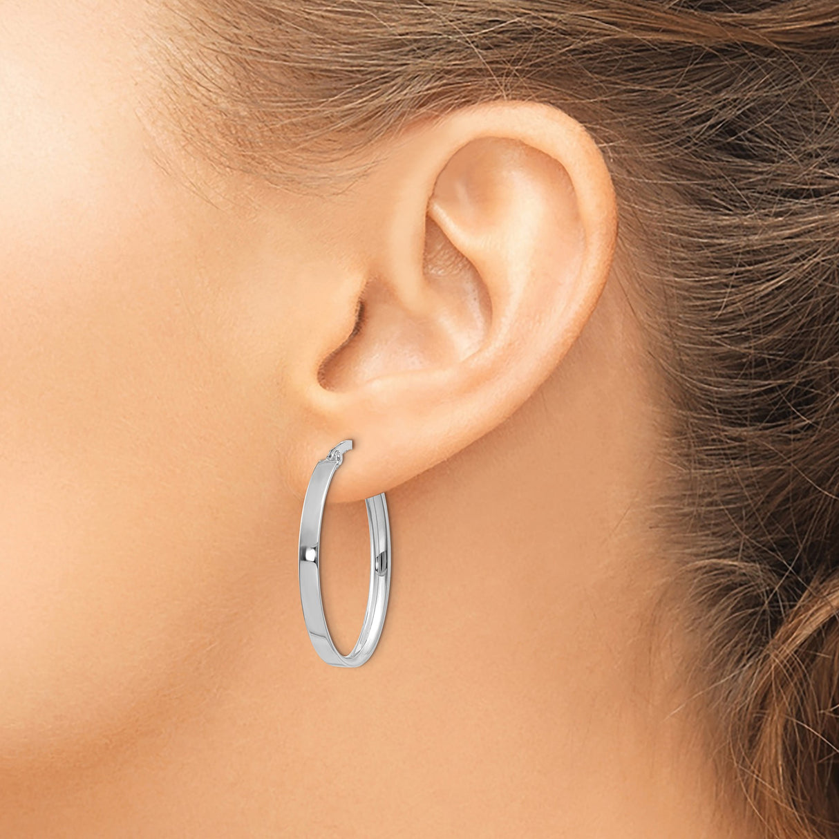 14k White Gold Oval Hoop Earrings, Lightweight High Polish Classic Modern Design