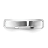 Sterling Silver Beveled Edge wedding band ring detail view