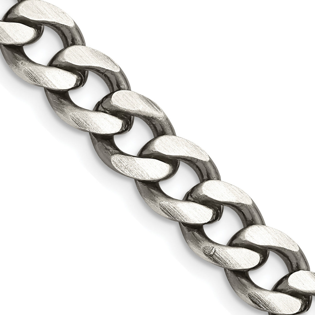 925 White Gold 7.5 mm Curb Chain Necklace, Solid detail view