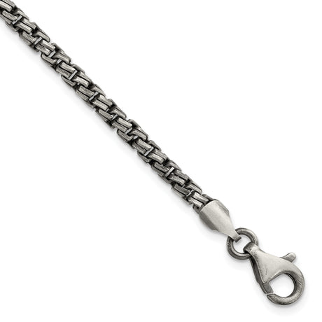 925 White Gold 3.5 mm Open link Chain Bracelet shown for scale