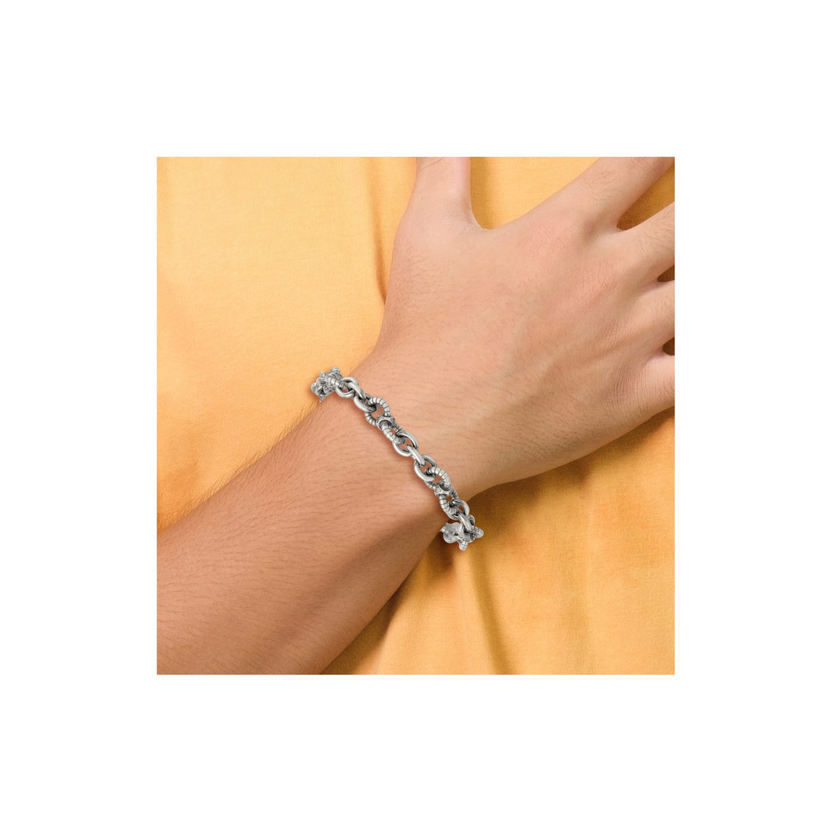 925 White Gold 8.5 mm Brushed Chain Bracelet, Solid detail view