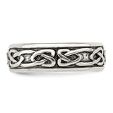 Sterling Silver wedding band ring detail view
