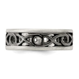 Sterling Silver wedding band ring detail view