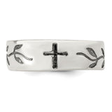 Sterling Silver wedding band ring detail view