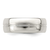 Sterling Silver Domed wedding band ring detail view