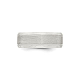 Sterling Silver Milgrain, Beveled Edge wedding band ring detail view