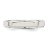 Sterling Silver Flat wedding band ring detail view