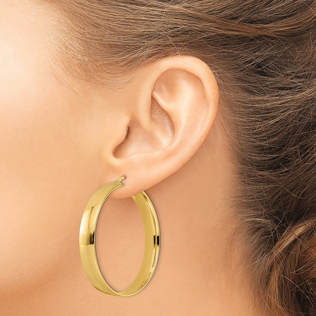 14k Yellow Gold Hoop Earrings, Classic Round Lightweight Polished Design for Women