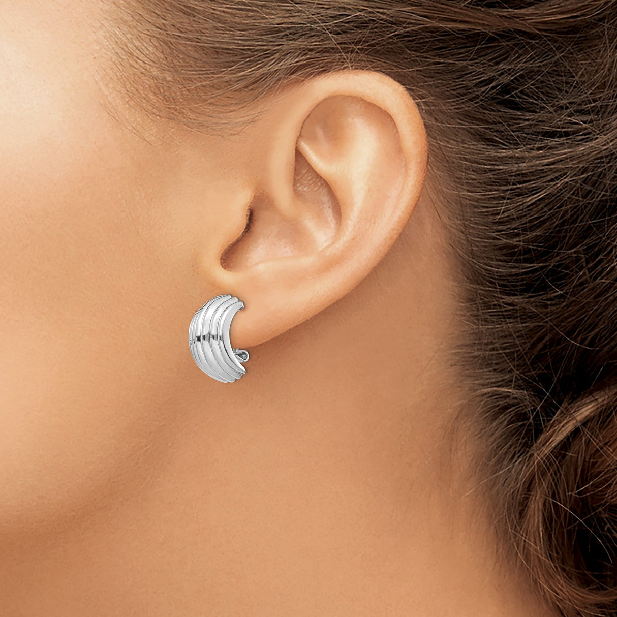 14k White Gold Hoop Earrings with Ribbed Multi-Band Design and Omega Back Closure