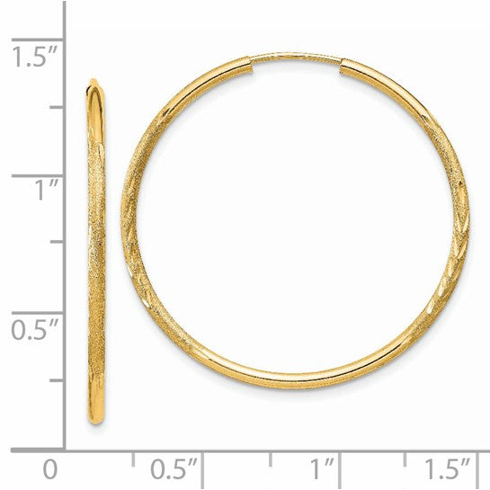 14k Yellow Gold Hoop Earrings, Diamond-Cut Textured Design, Polished Finish, Lightweight Classic Style