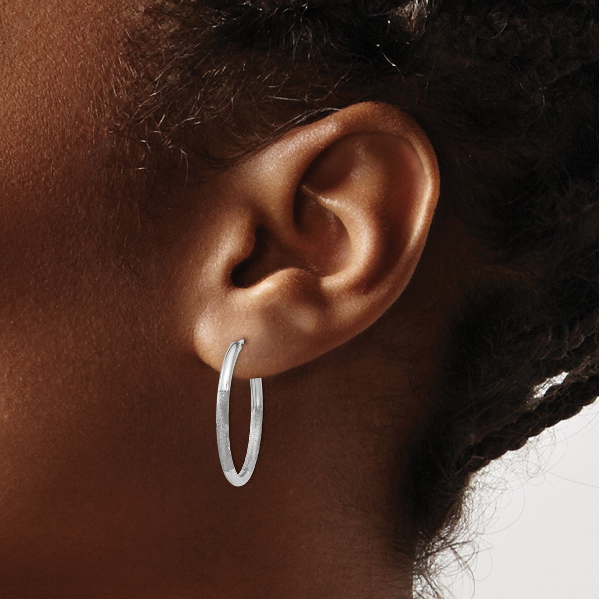 14k White Gold Hoop Earrings, Diamond Cut Textured Polished Finish, Lightweight Modern Design